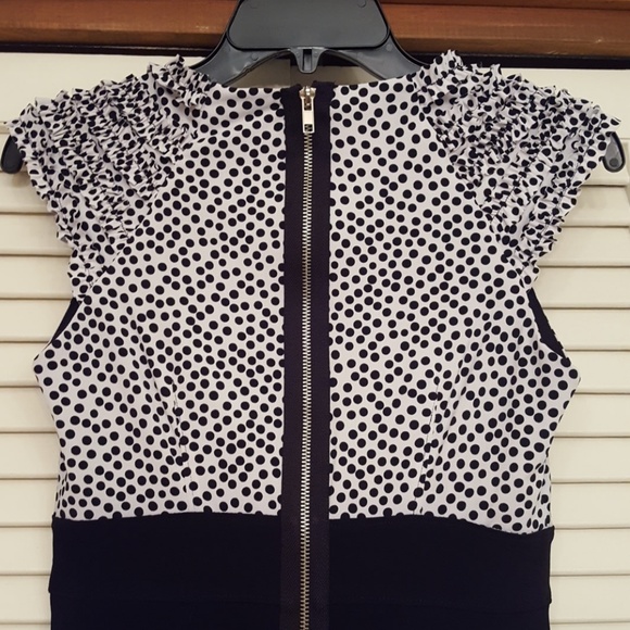 SAINT TROPEZ WEST BLACK AND WHITE DOT DRESS - EUC - Picture 6 of 6